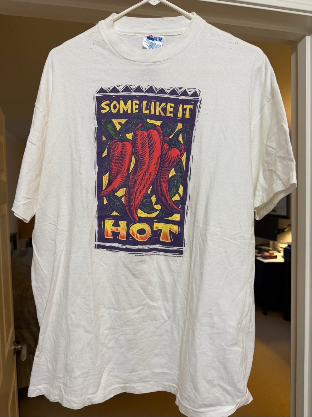 White 'Some Like It Hot' Chili Pepper Graphic Tee -  Vintage Style